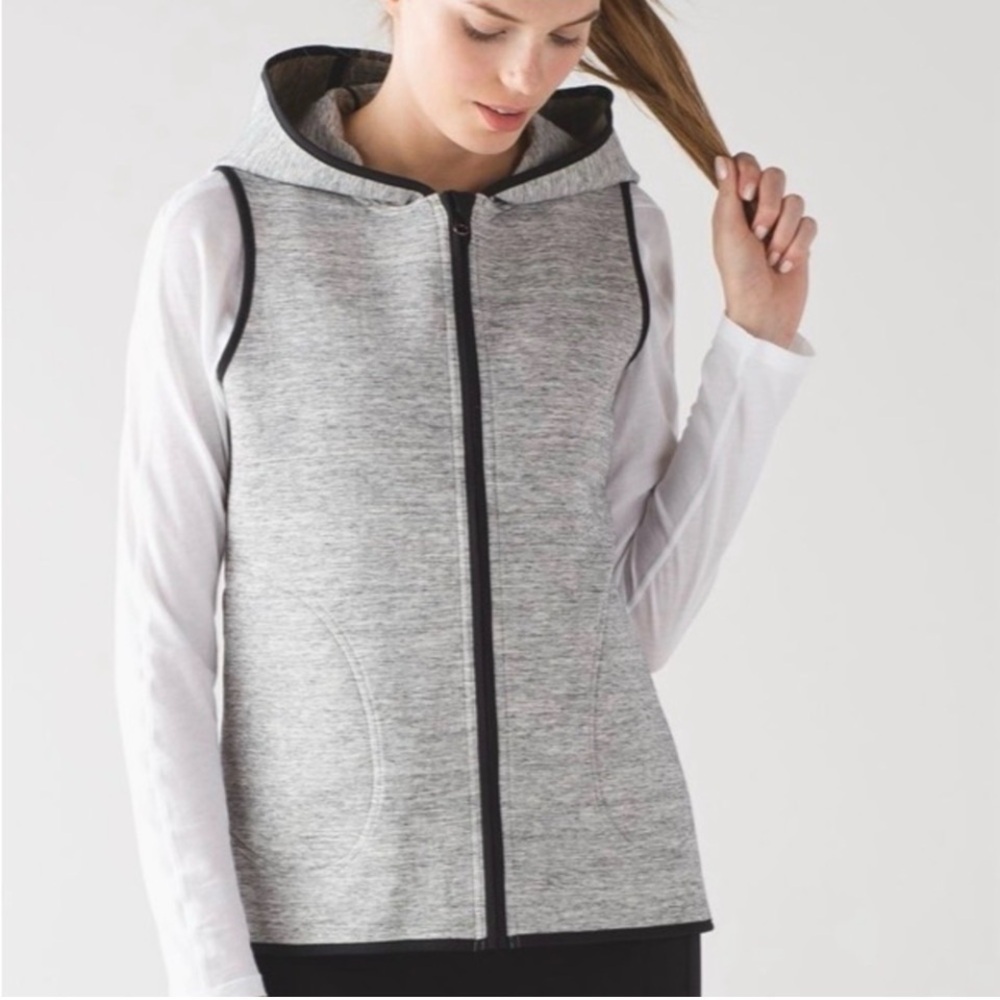 Lululemon Insculpt Reversible Vest